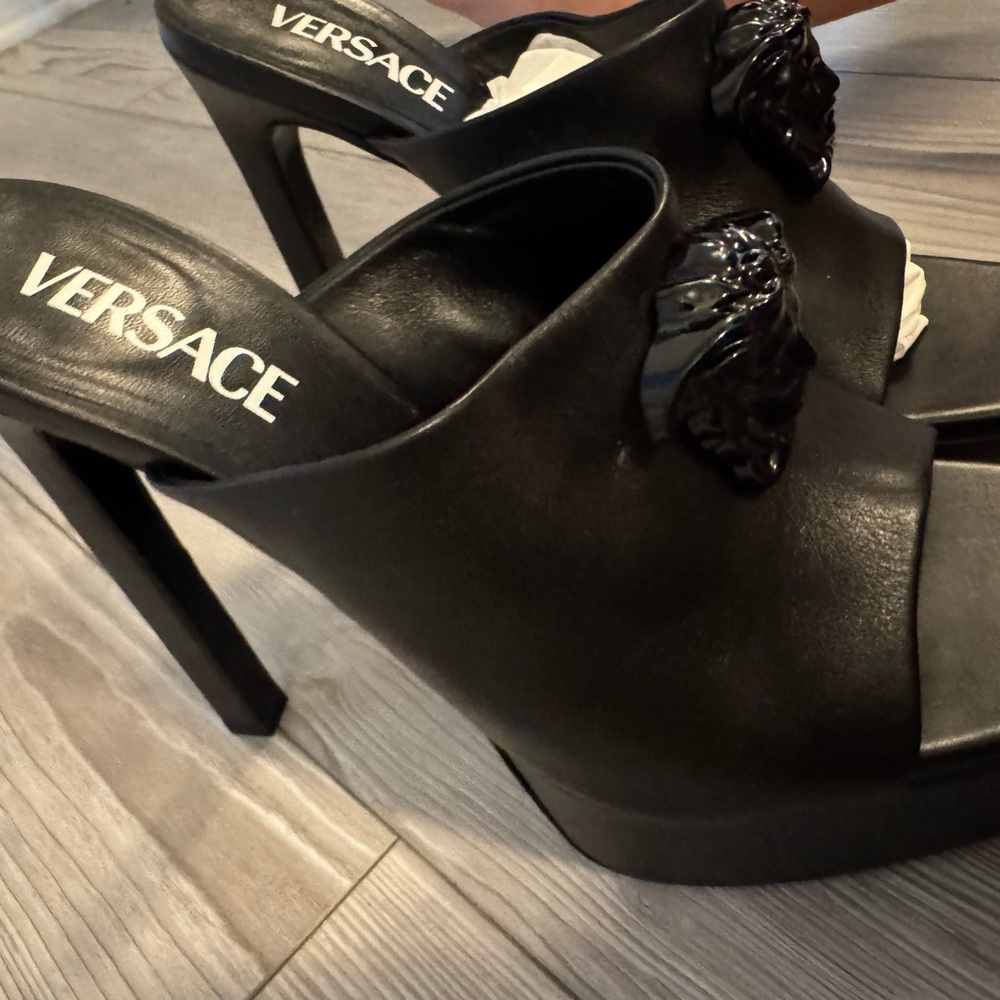 Versace Black Platform Heels brand new never worn
